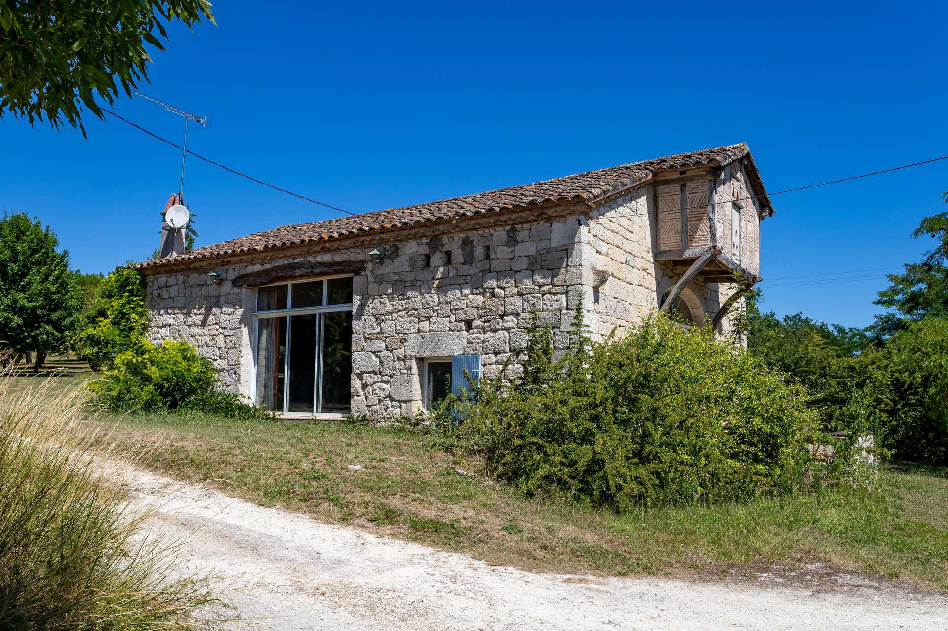 Haus im La Sauvetat-de-Saveres, Nouvelle-Aquitaine 12305797
