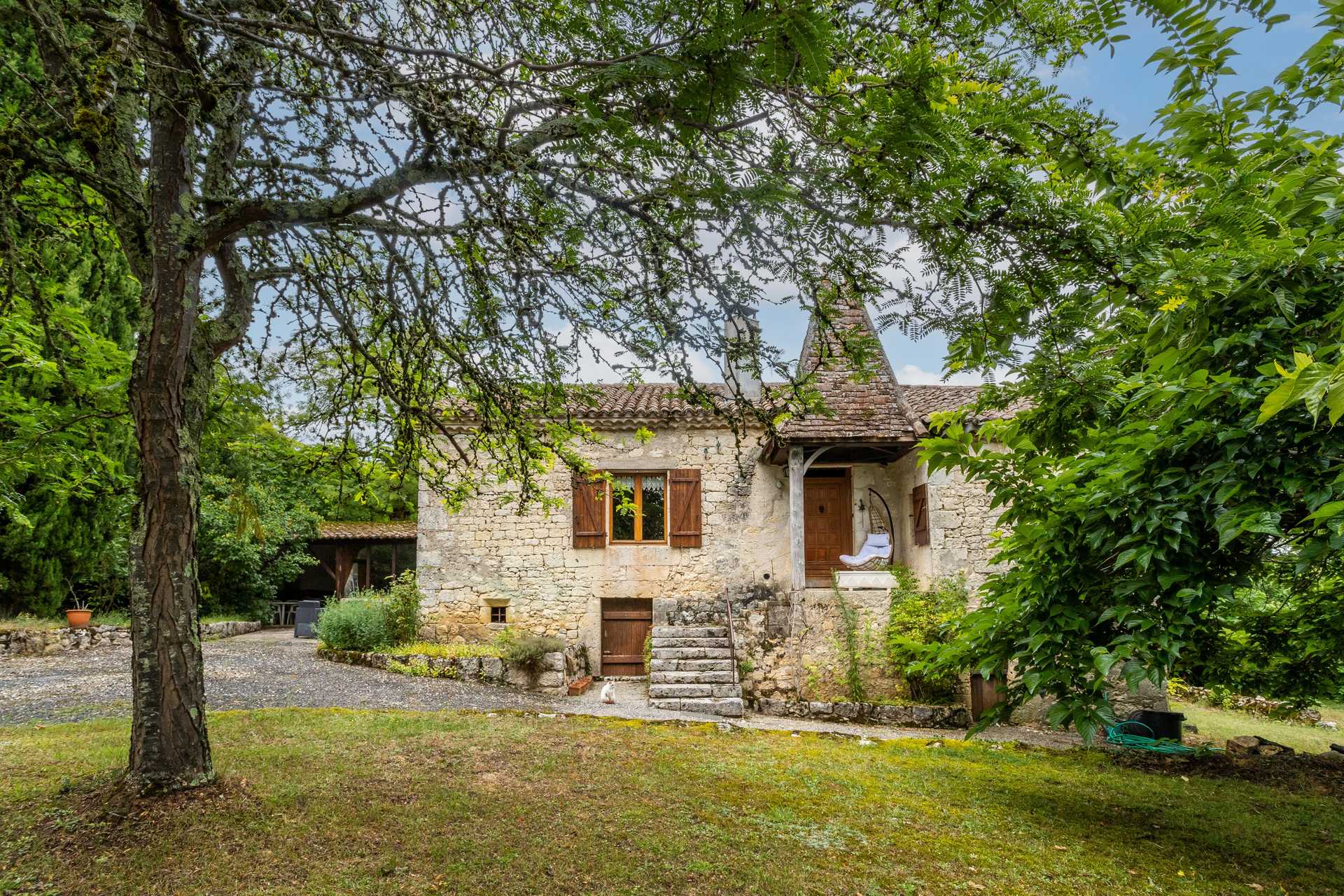 房子 在 Frespech, Nouvelle-Aquitaine 12305814