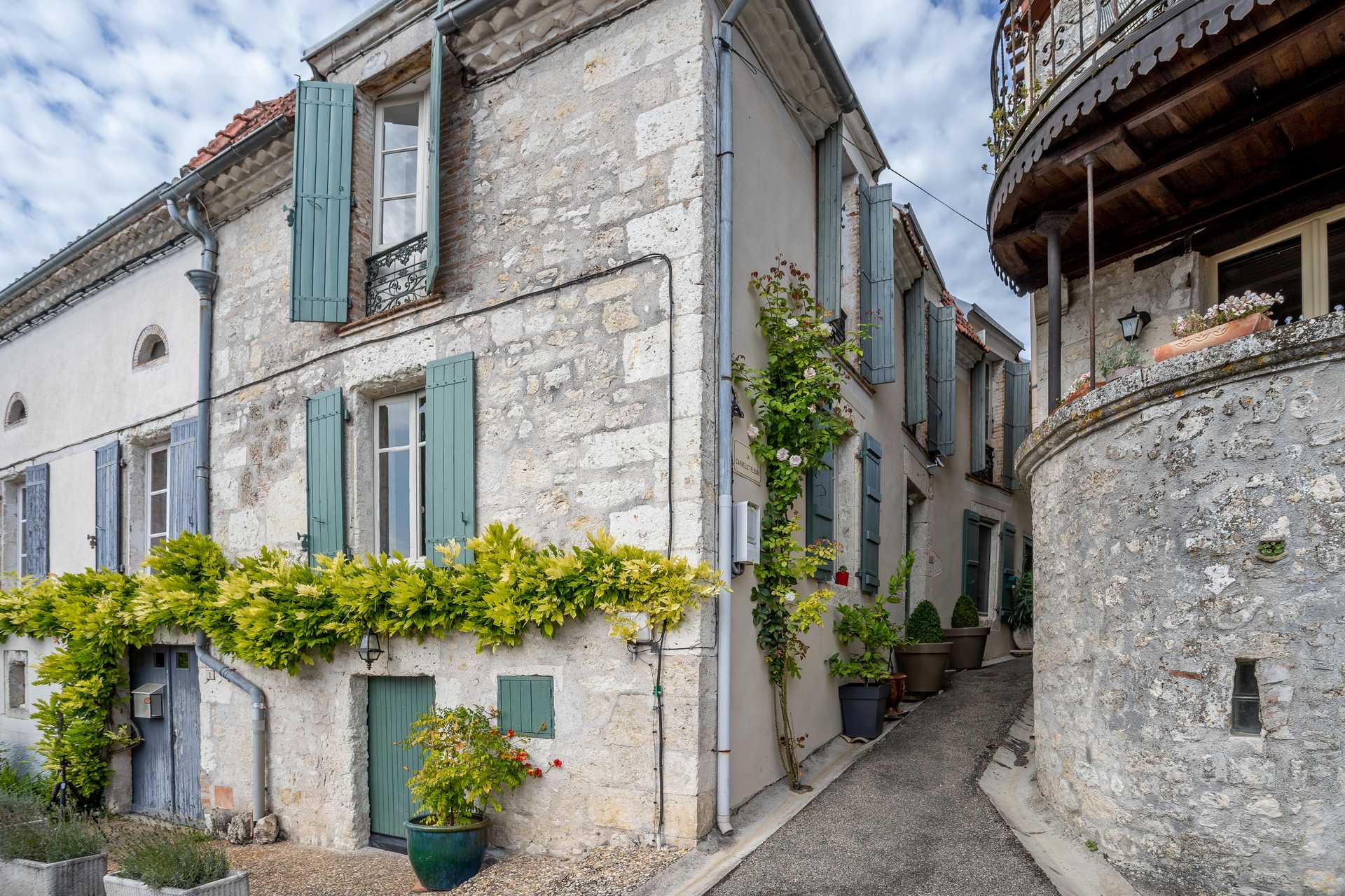 Rumah di Bourg-de-Visa, Occitanie 12305844
