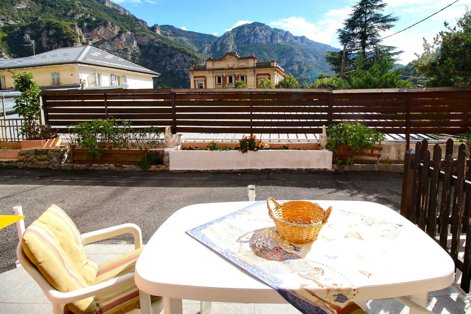 Condominio nel Tende, Provence-Alpes-Côte d'Azur 12305941