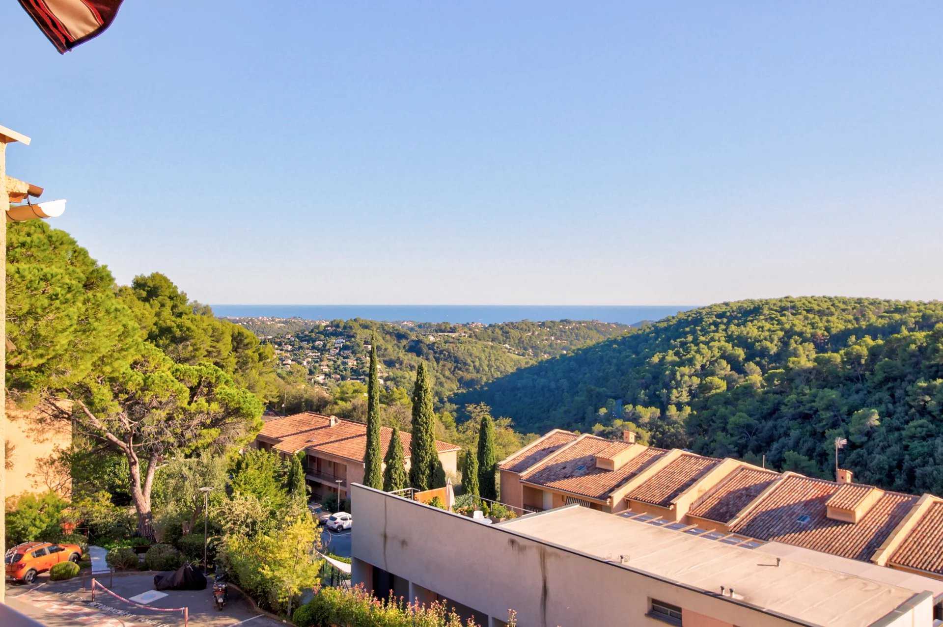 Квартира в Vence, Provence-Alpes-Côte d'Azur 12306051