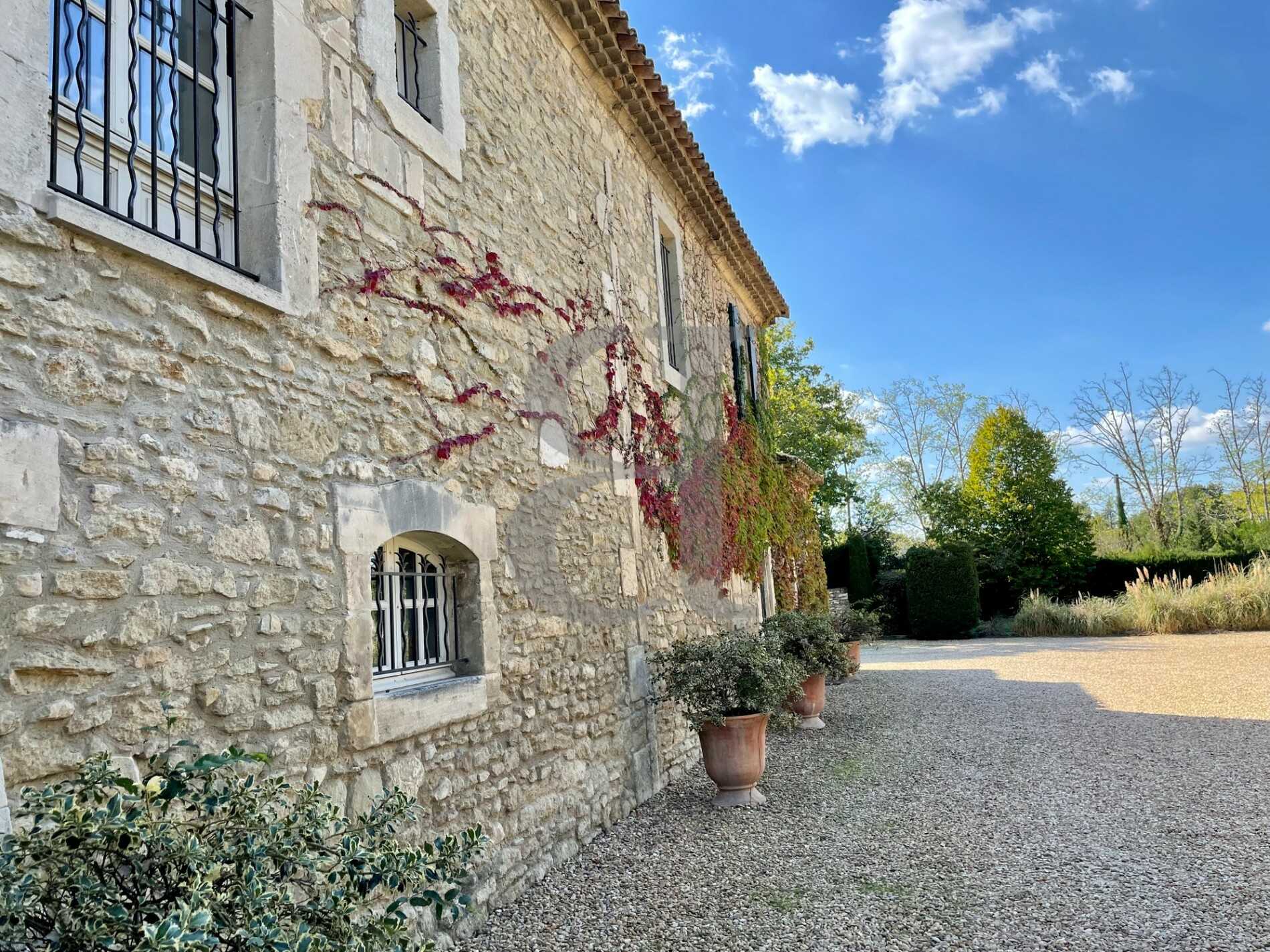 بيت في Saint-Rémy-de-Provence, Provence-Alpes-Côte d'Azur 12306086