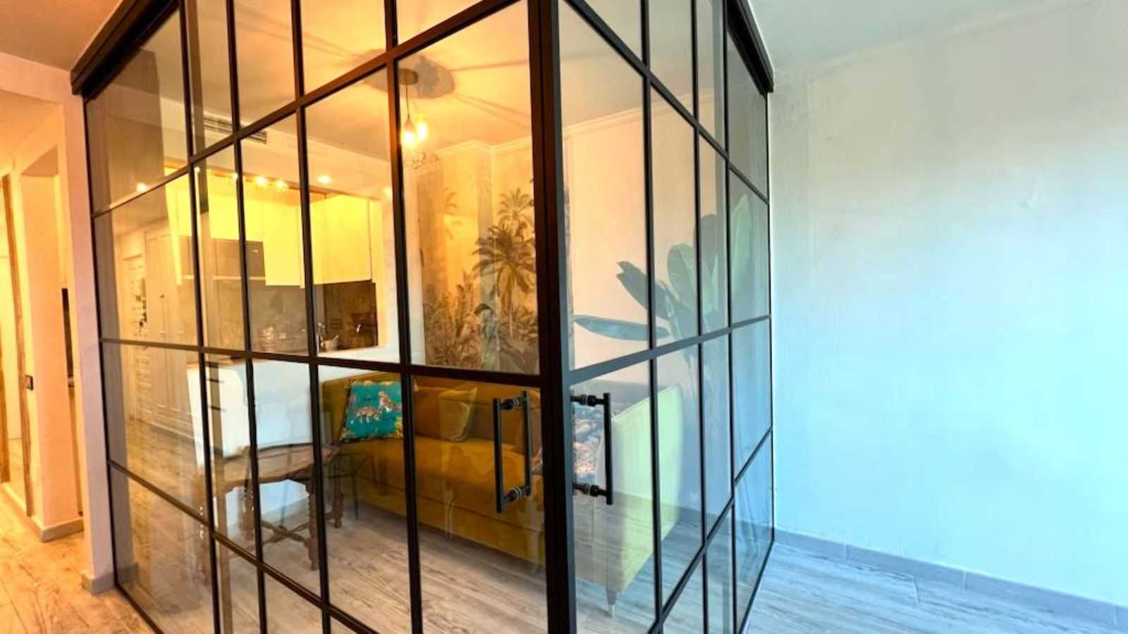 公寓 在 La Puebla de Cazalla, 安達盧西亞 12306651