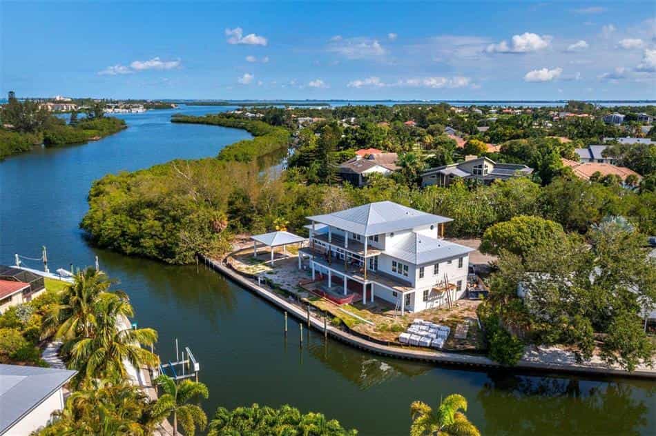 House in Longboat Key, Florida 12307208