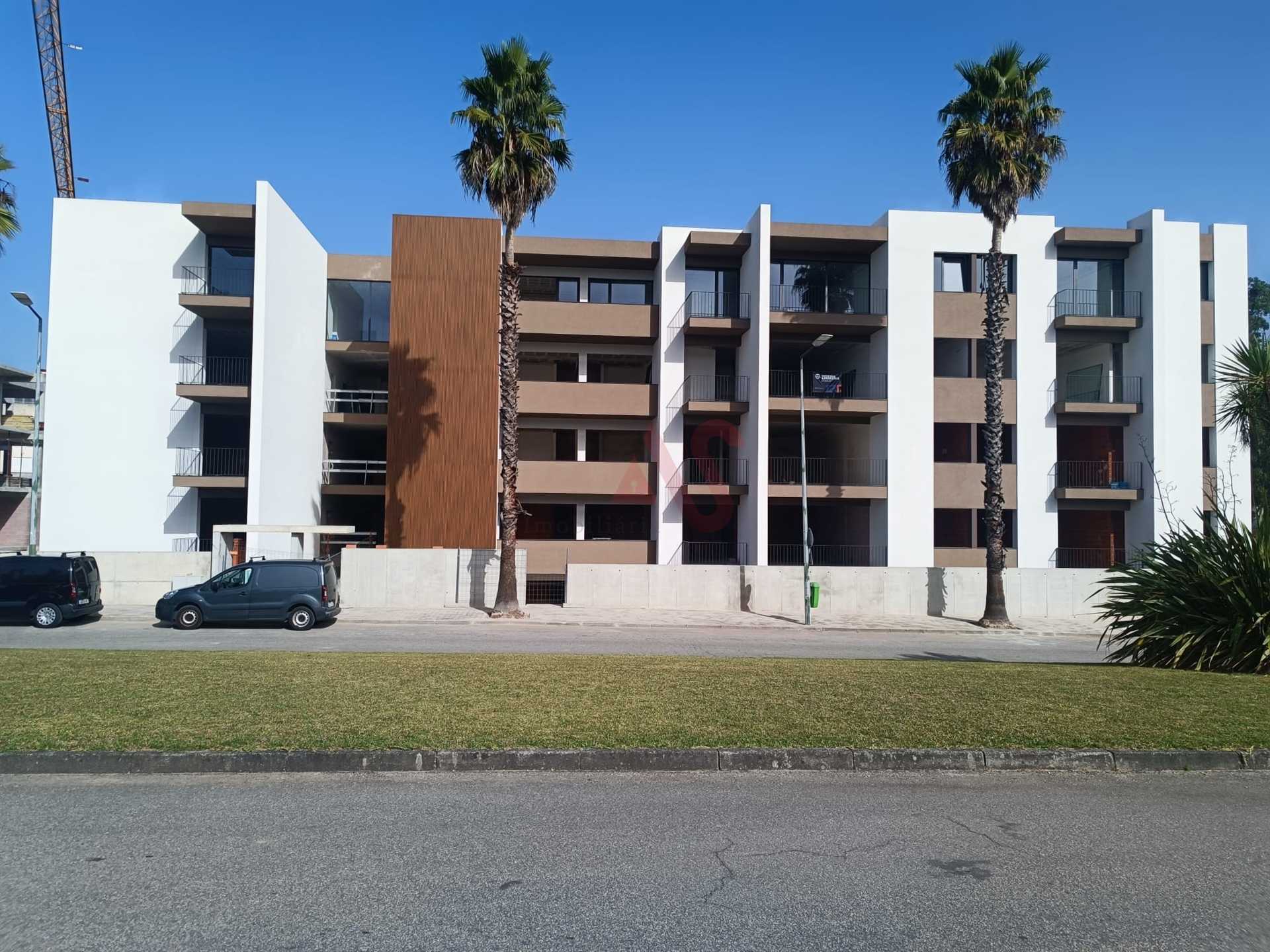 Condominium in Sanguinhaes, Porto 12307452