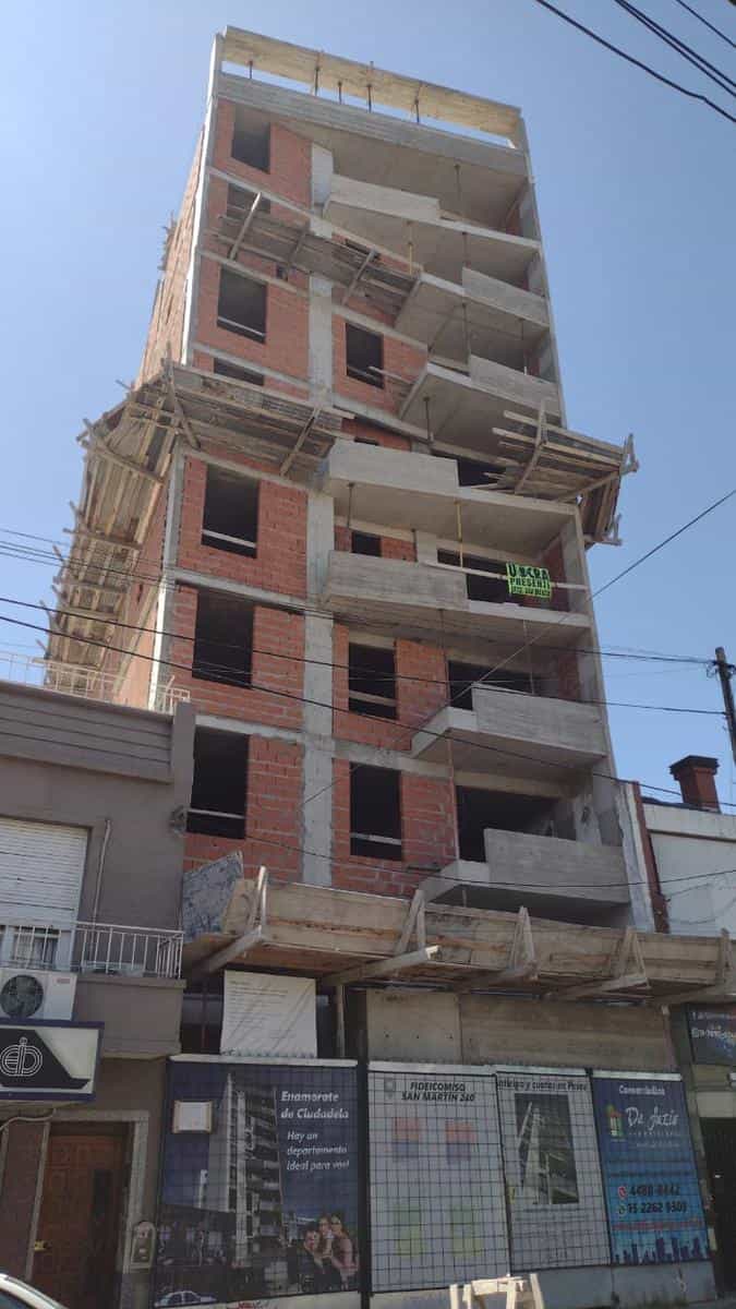 Eigentumswohnung im Ciudadela, Buenos Aires 12307589