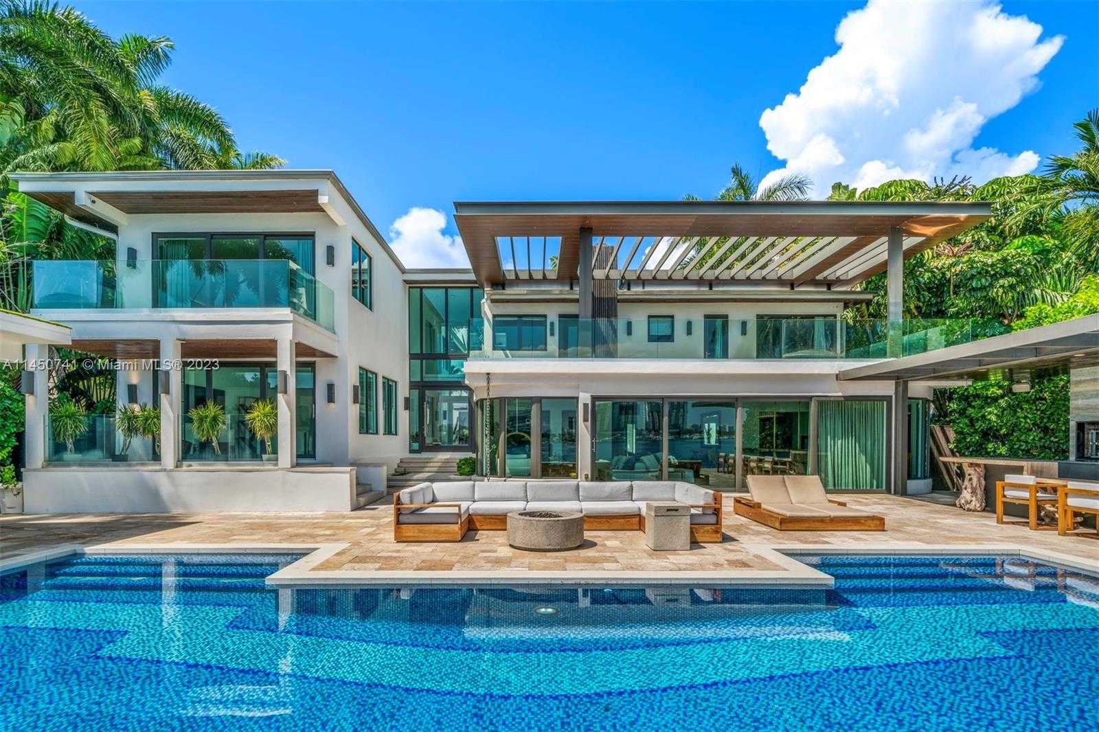 House in Miami Beach, Florida 12307883