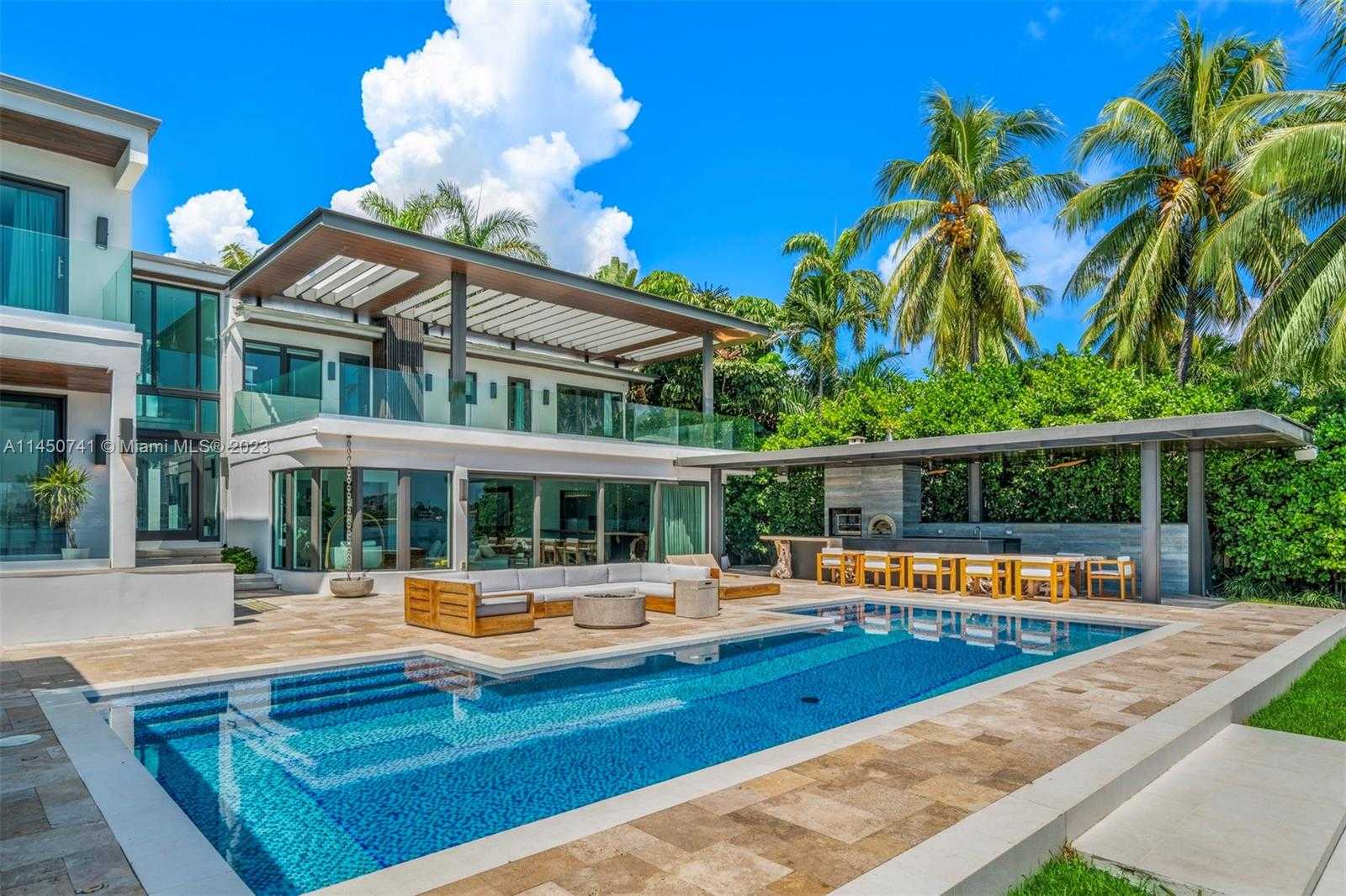 House in Miami Beach, Florida 12307883