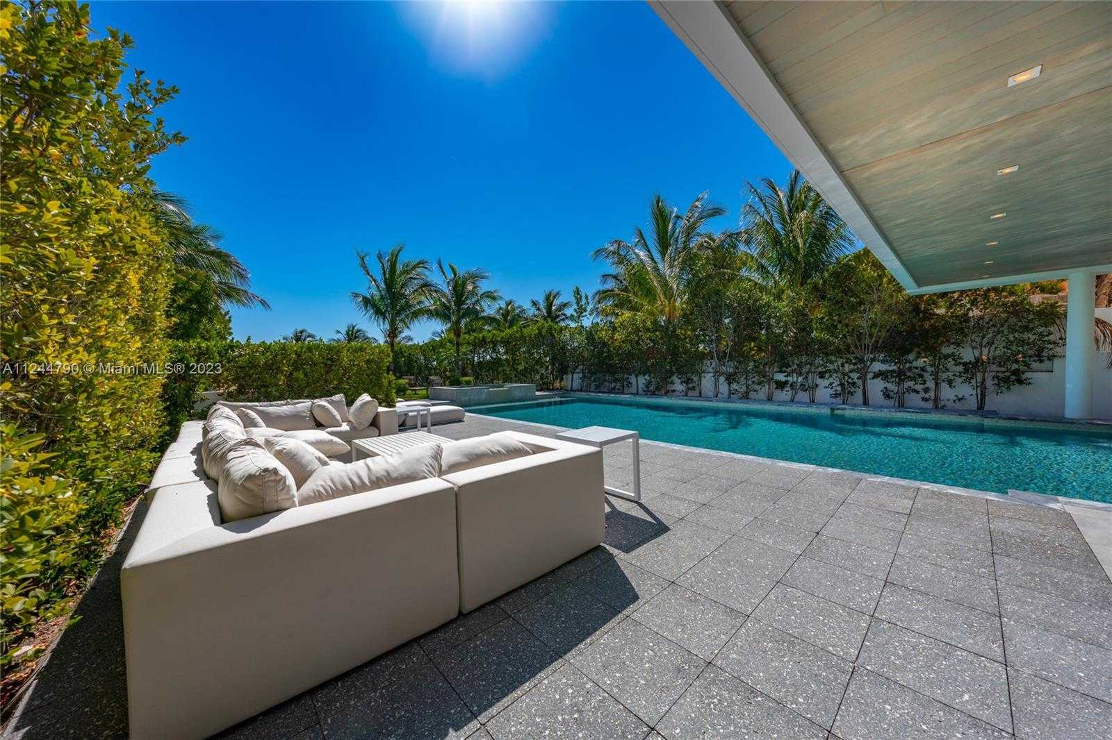 Будинок в Miami Beach, Florida 12307900
