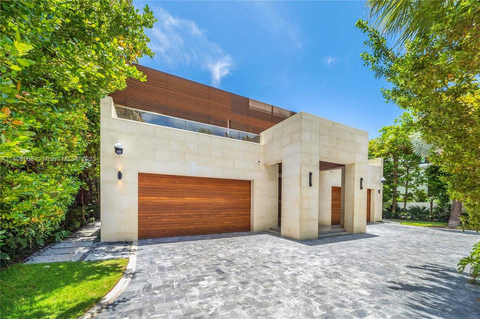 House in Miami Beach, Florida 12307904