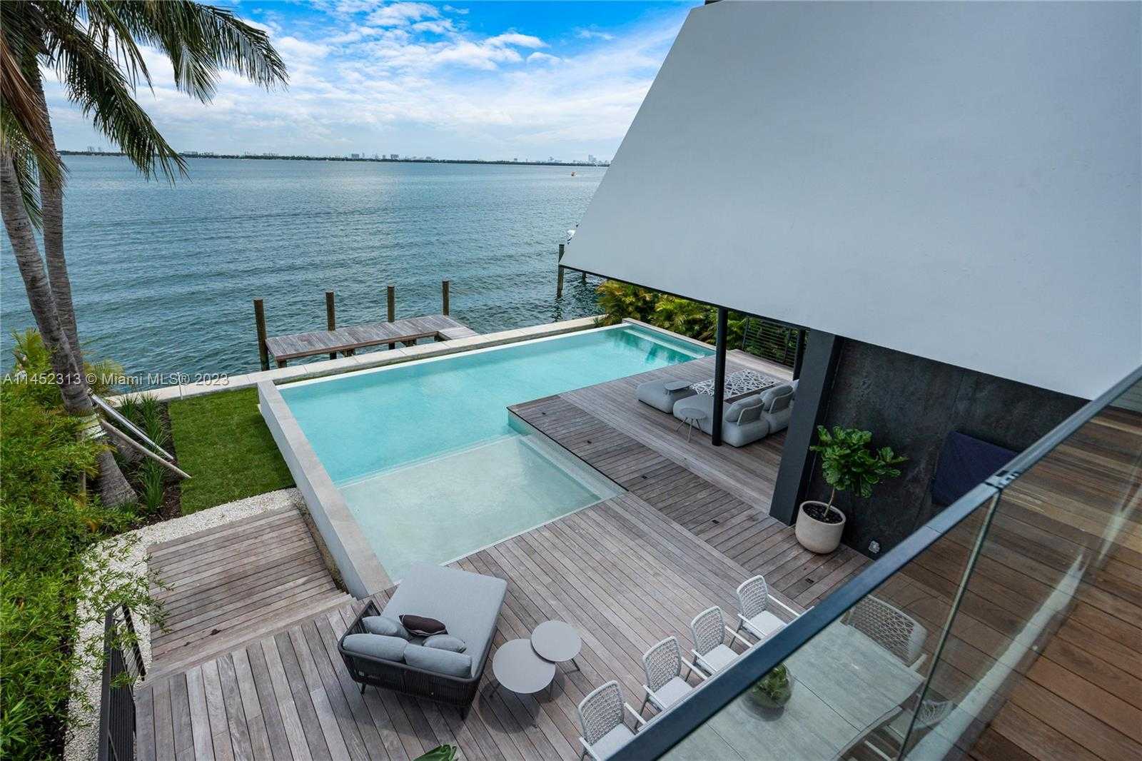 Rumah di Miami Beach, Florida 12307913