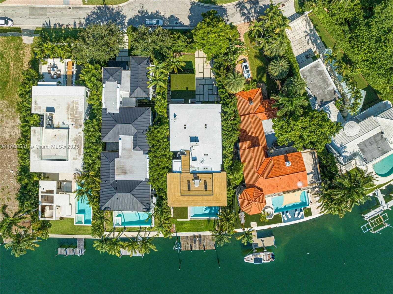 房子 在 Miami Beach, Florida 12307914