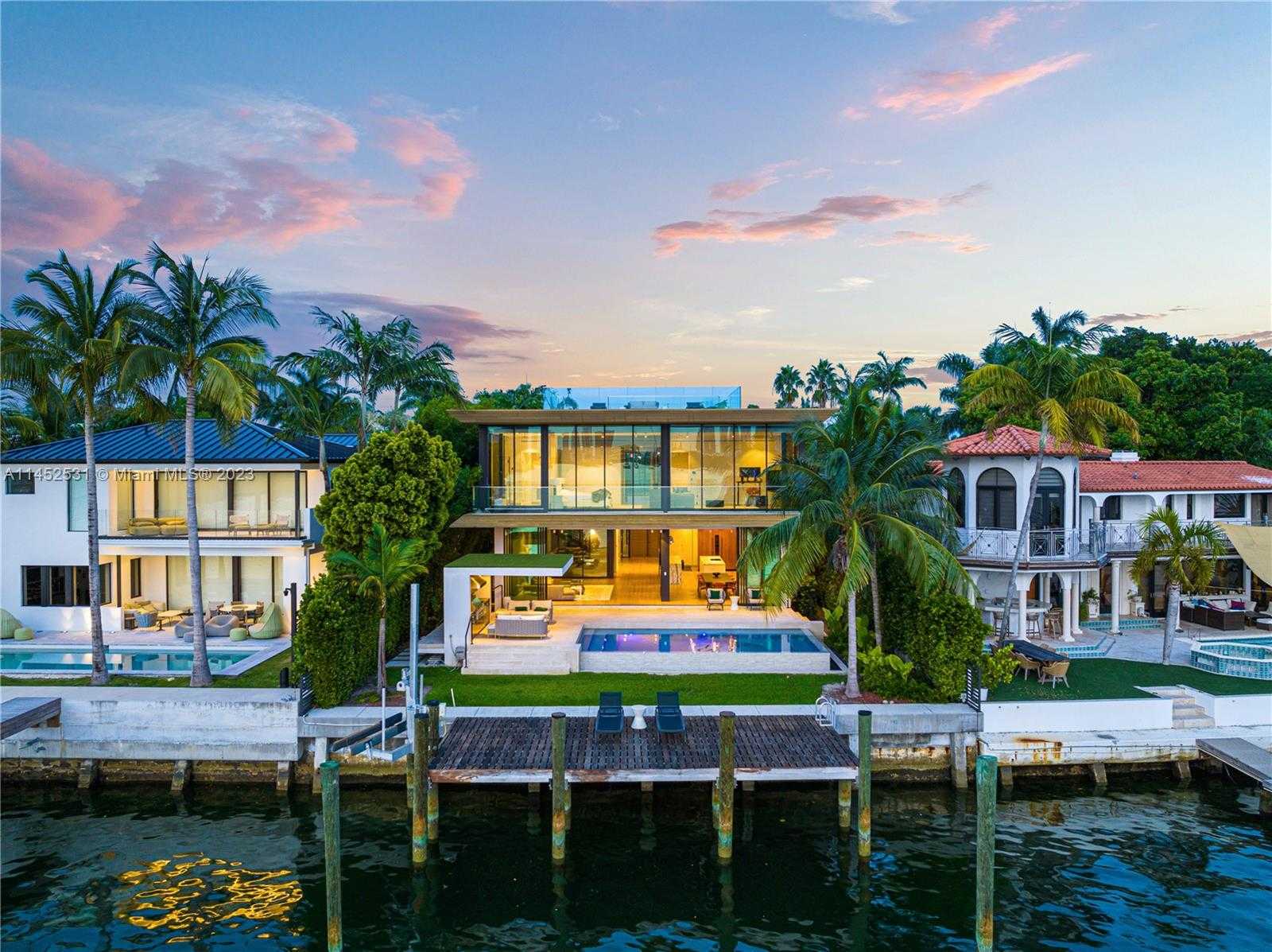 房子 在 Miami Beach, Florida 12307914