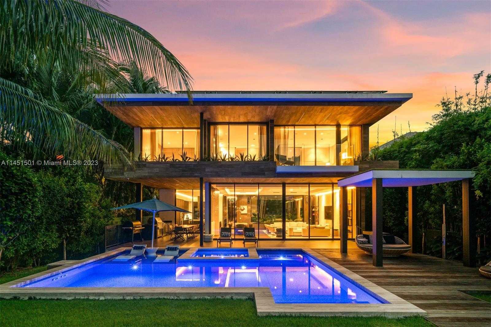 House in Miami Beach, Florida 12307915