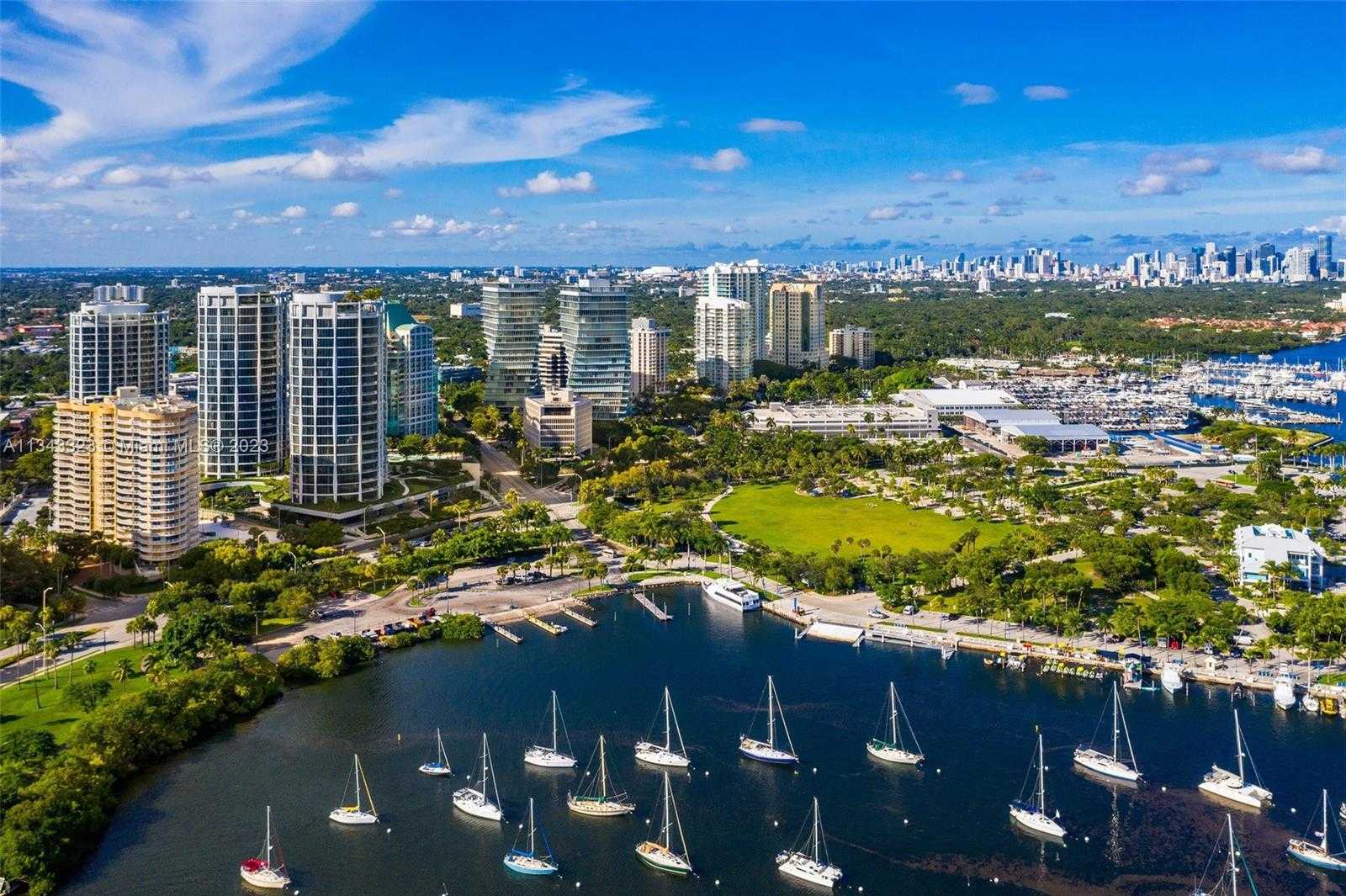 Kondominium dalam Miami, Florida 12307946