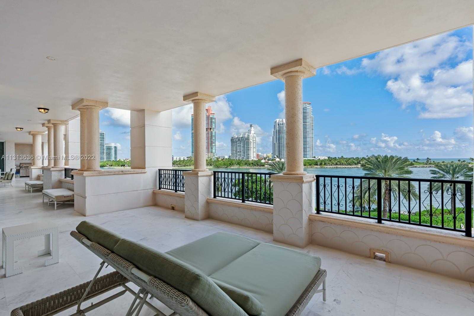 Condominium in Miami Beach, Florida 12307976