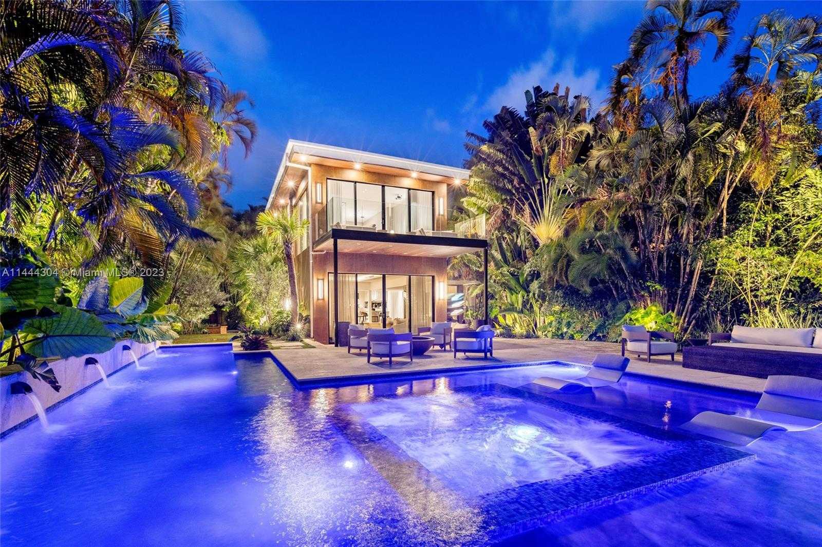 casa no Praia de Miami, Flórida 12308021