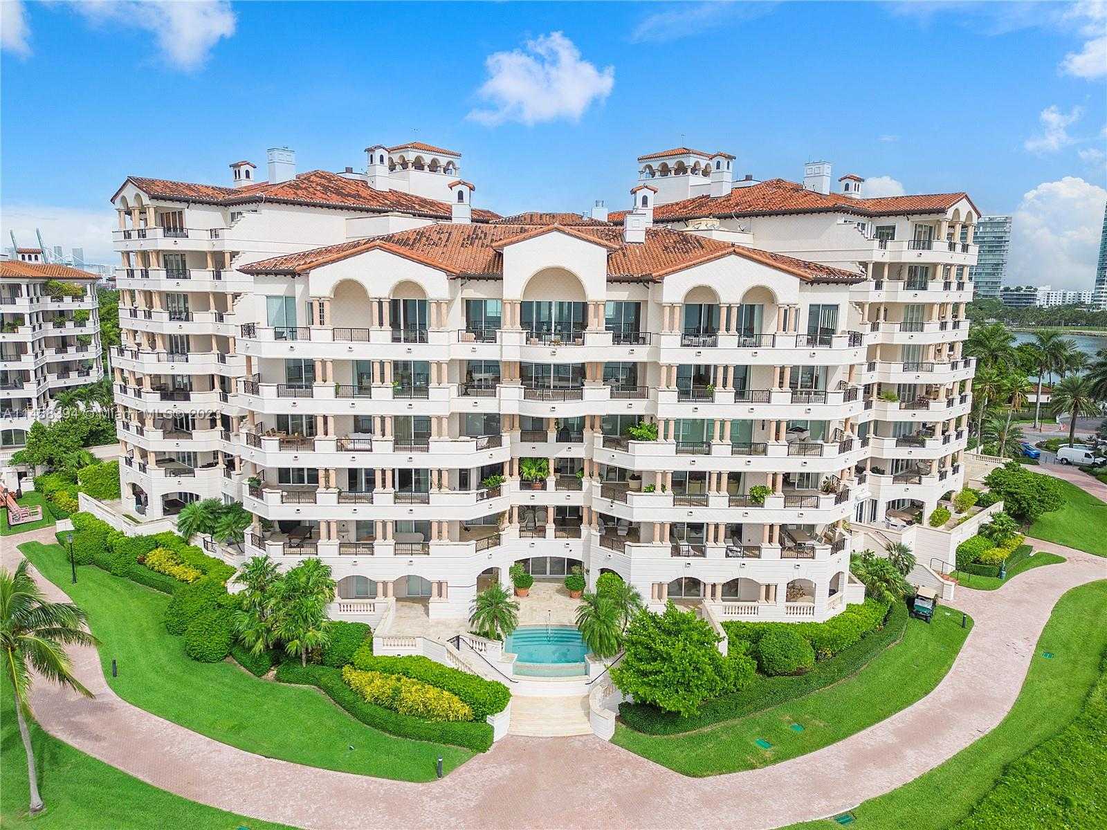 Eigentumswohnung im Miami Beach, Florida 12308029