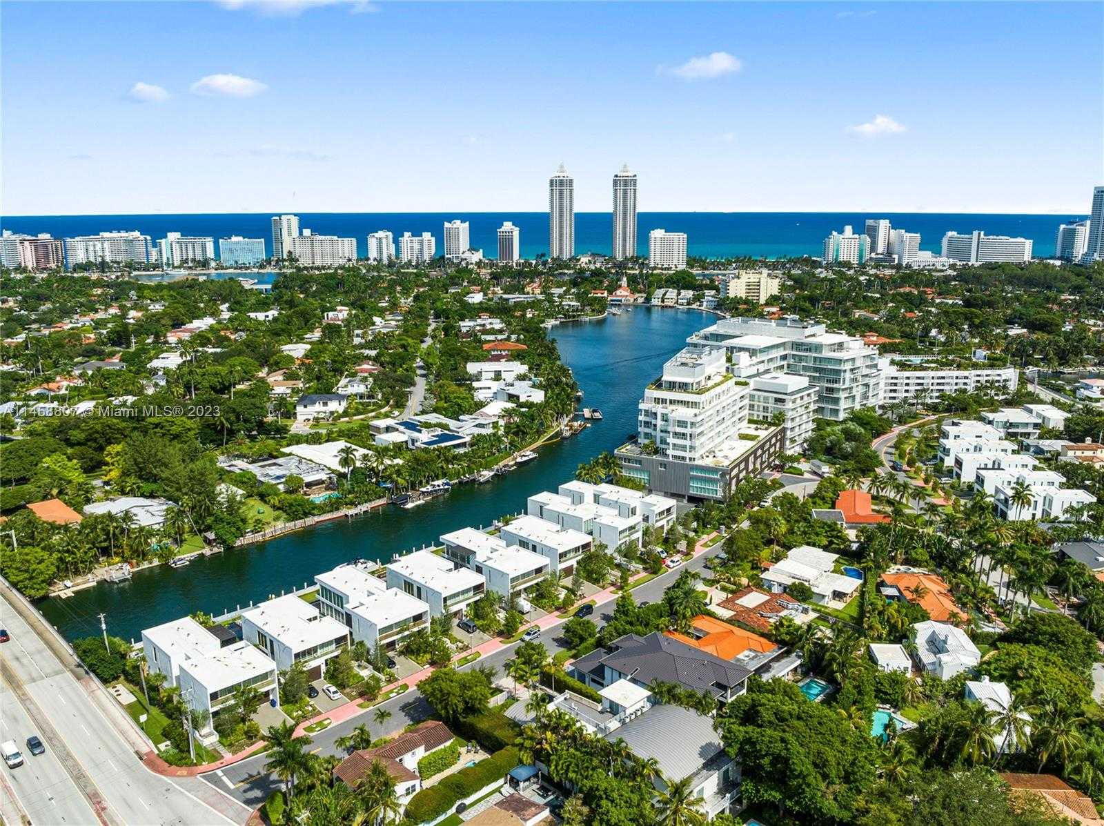 casa no Miami Beach, Florida 12308041