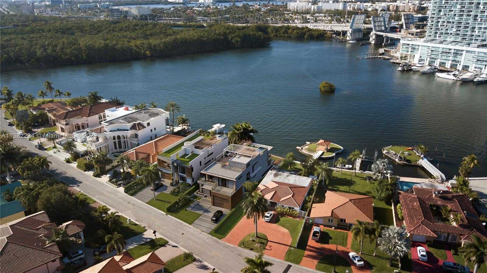 Rumah di Sunny Isles Beach, Florida 12308064