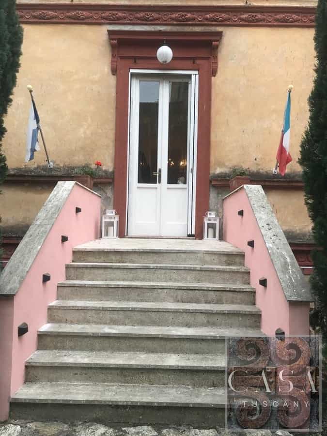 Квартира в Bagni di Lucca, Tuscany 12308156