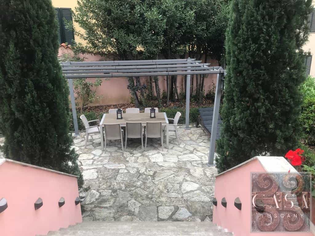 Condominio nel Bagni di Lucca, Tuscany 12308156