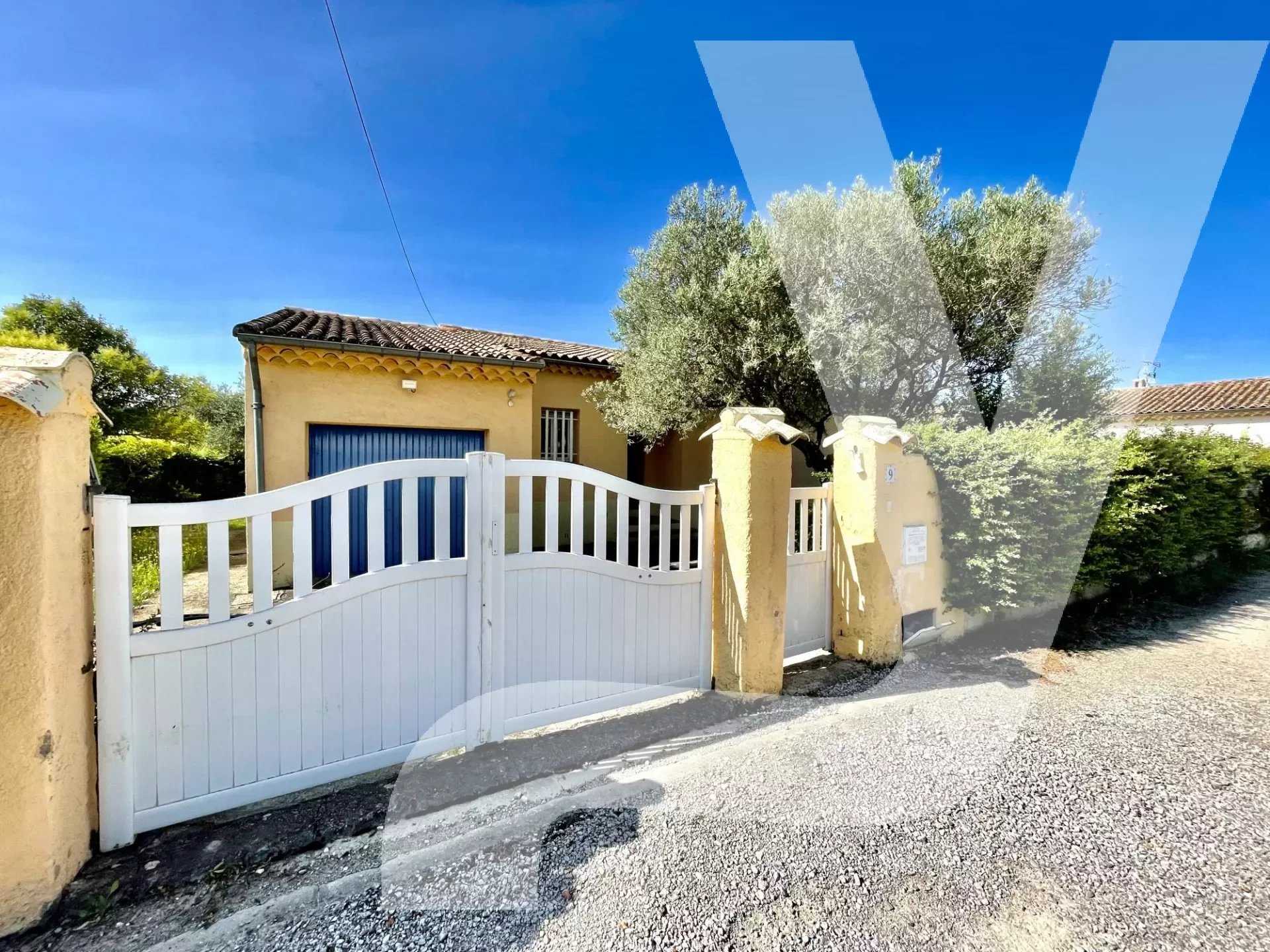 Rumah di Dragoignan, Provence-Alpes-Cote d'Azur 12309061