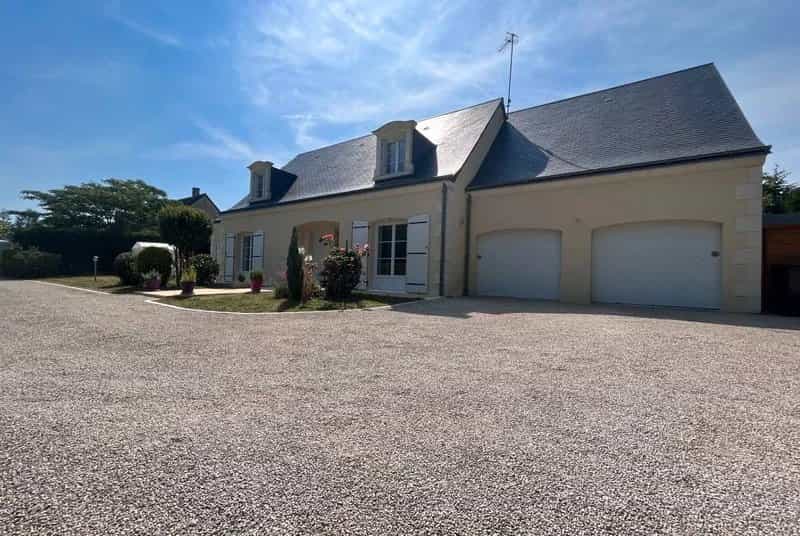 Haus im Saint-Cyr-sur-Loire, Centre-Val de Loire 12309071