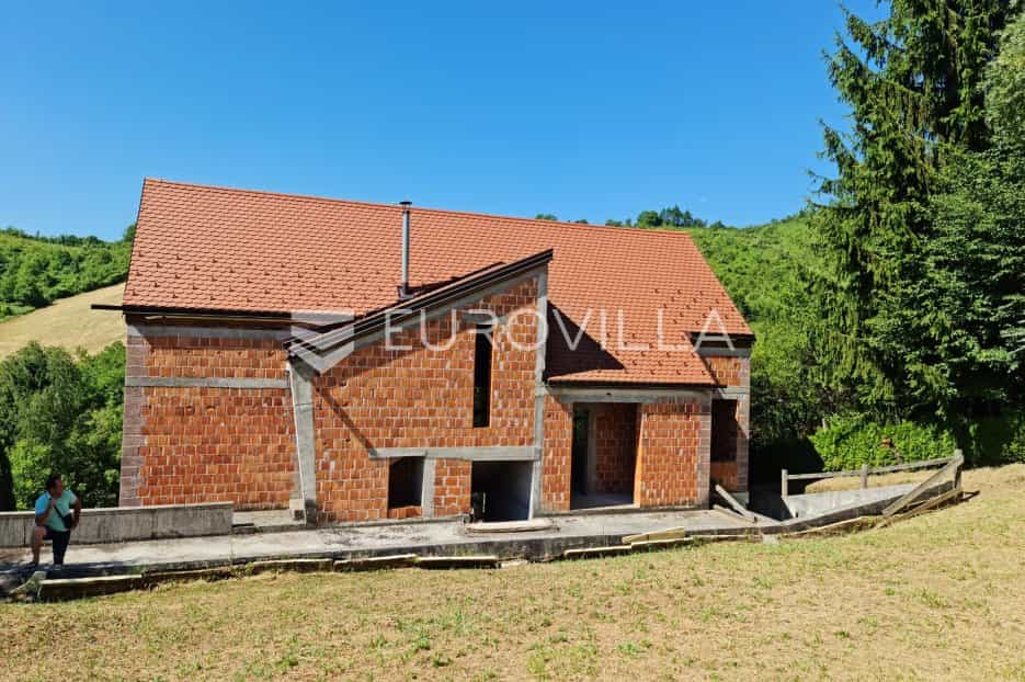 بيت في Srebrnjak, Zagrebačka županija 12309318