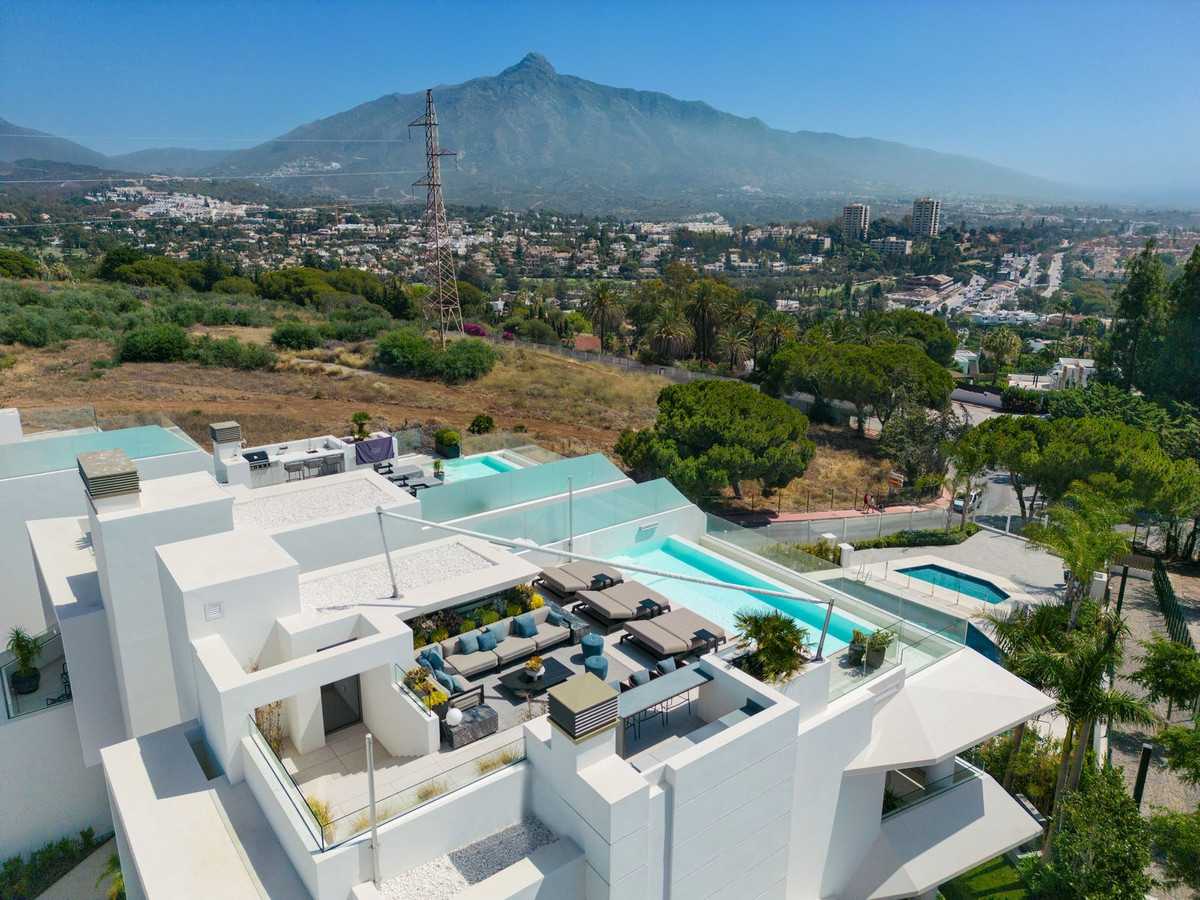 Multiple Houses in Marbella, Andalucía 12310091