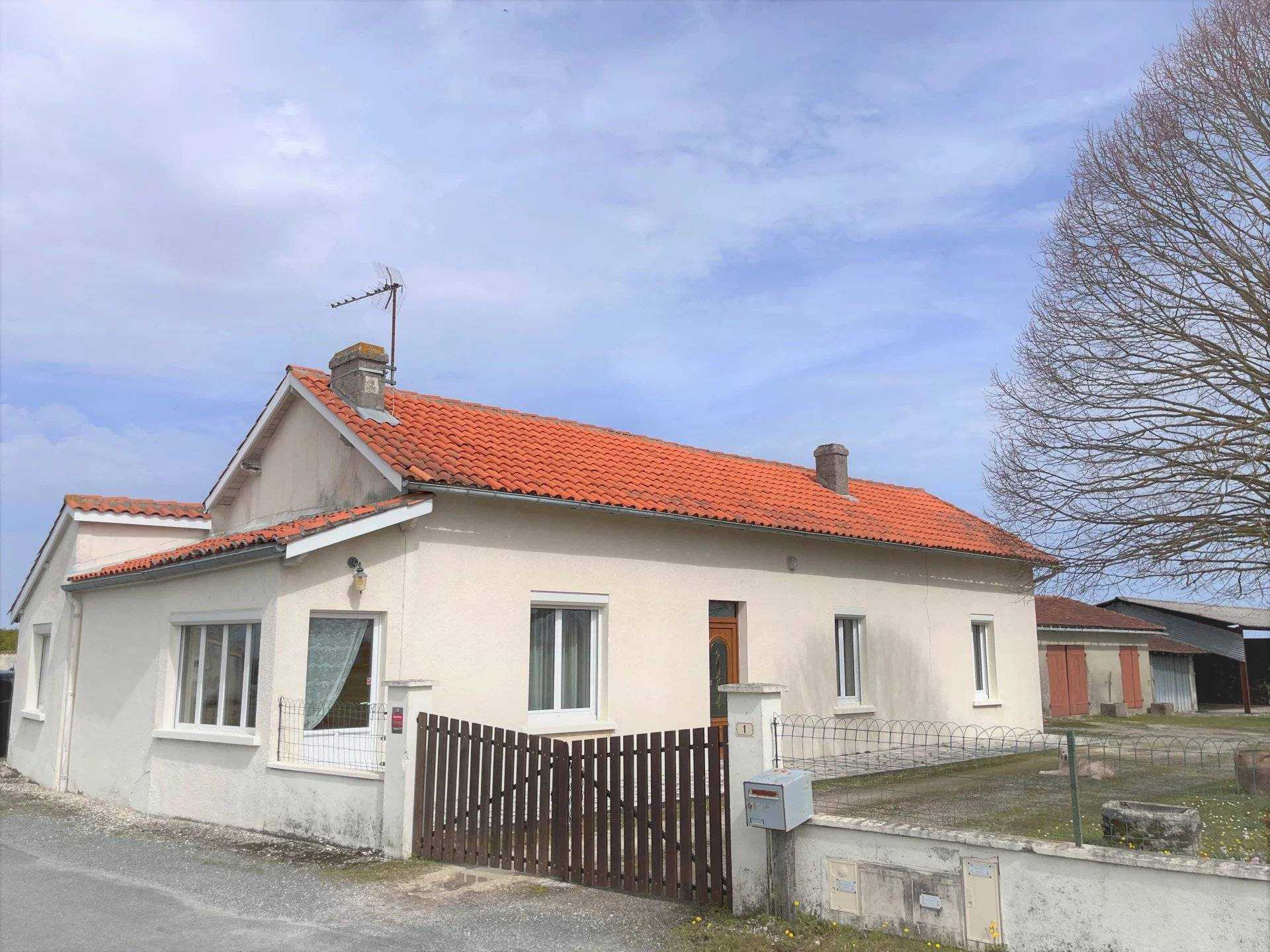 Rumah di Sainte-Souline, Nouvelle-Aquitaine 12310650