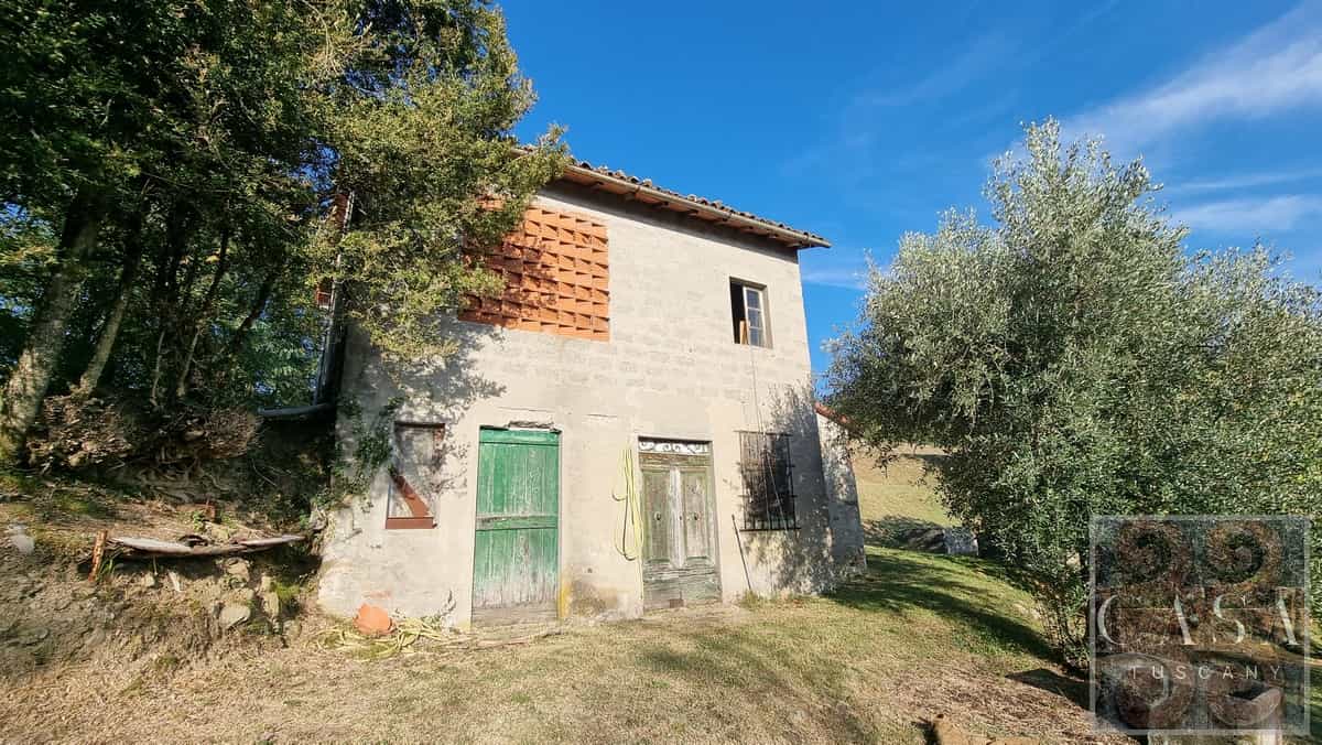Будинок в Barga, Tuscany 12311615
