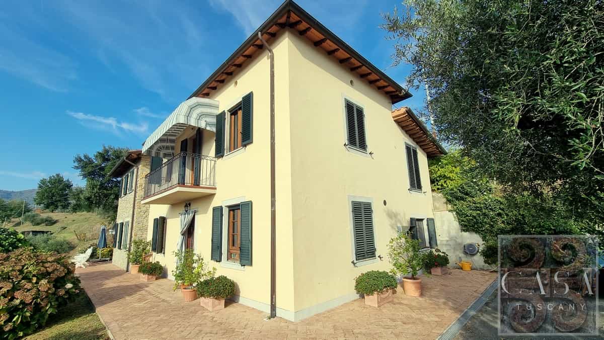 Talo sisään Barga, Tuscany 12311615