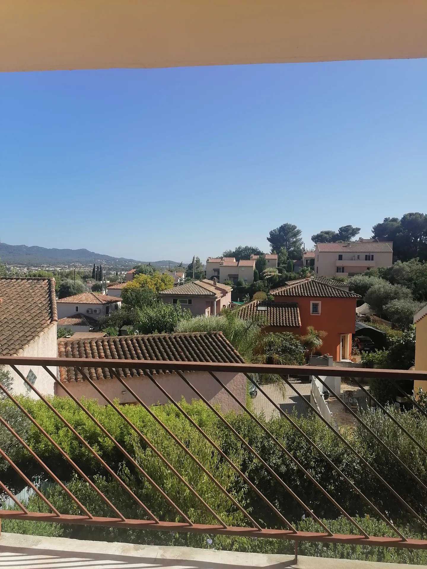 Eigentumswohnung im Six-Fours-les-Plages, Provence-Alpes-Côte d'Azur 12311632