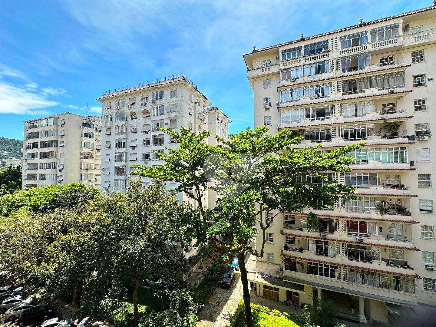 عمارات في لارانجيراس, ريو دي جانيرو 12312481