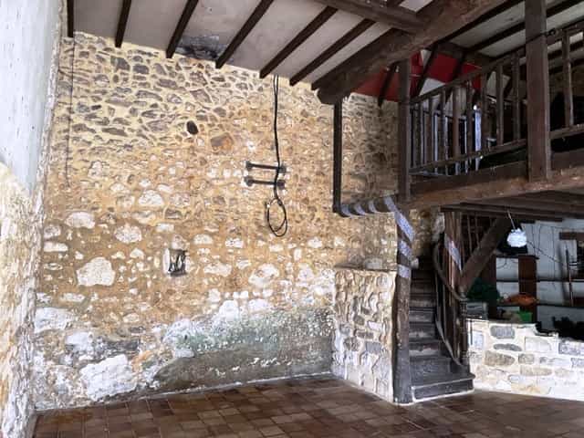 Rumah di Queyssac, Nouvelle-Aquitaine 12313239