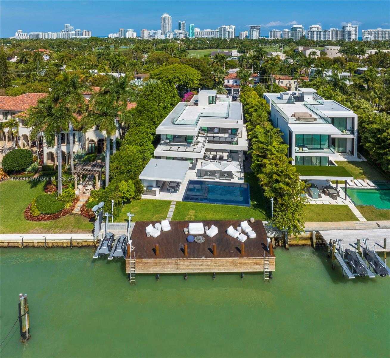 房子 在 Miami Beach, Florida 12313574