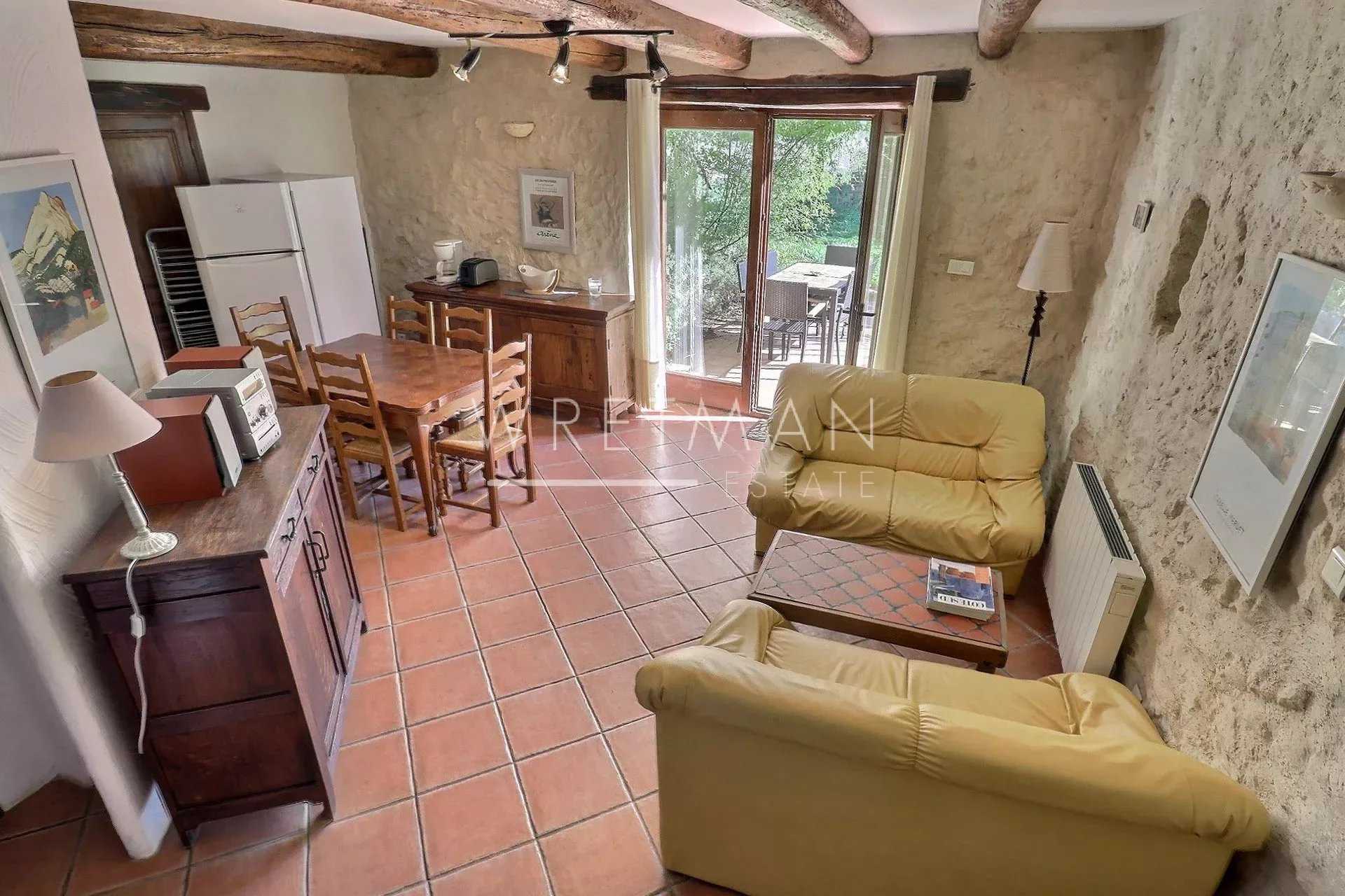 집 에 Quinson, Alpes-de-Haute-Provence 12313792