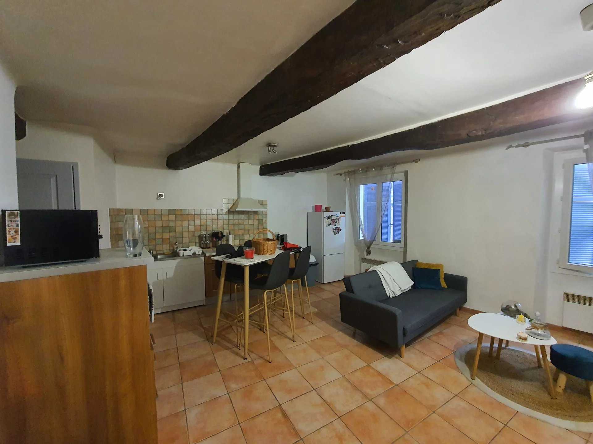 Condominium in Gareoult, Provence-Alpes-Cote d'Azur 12313828