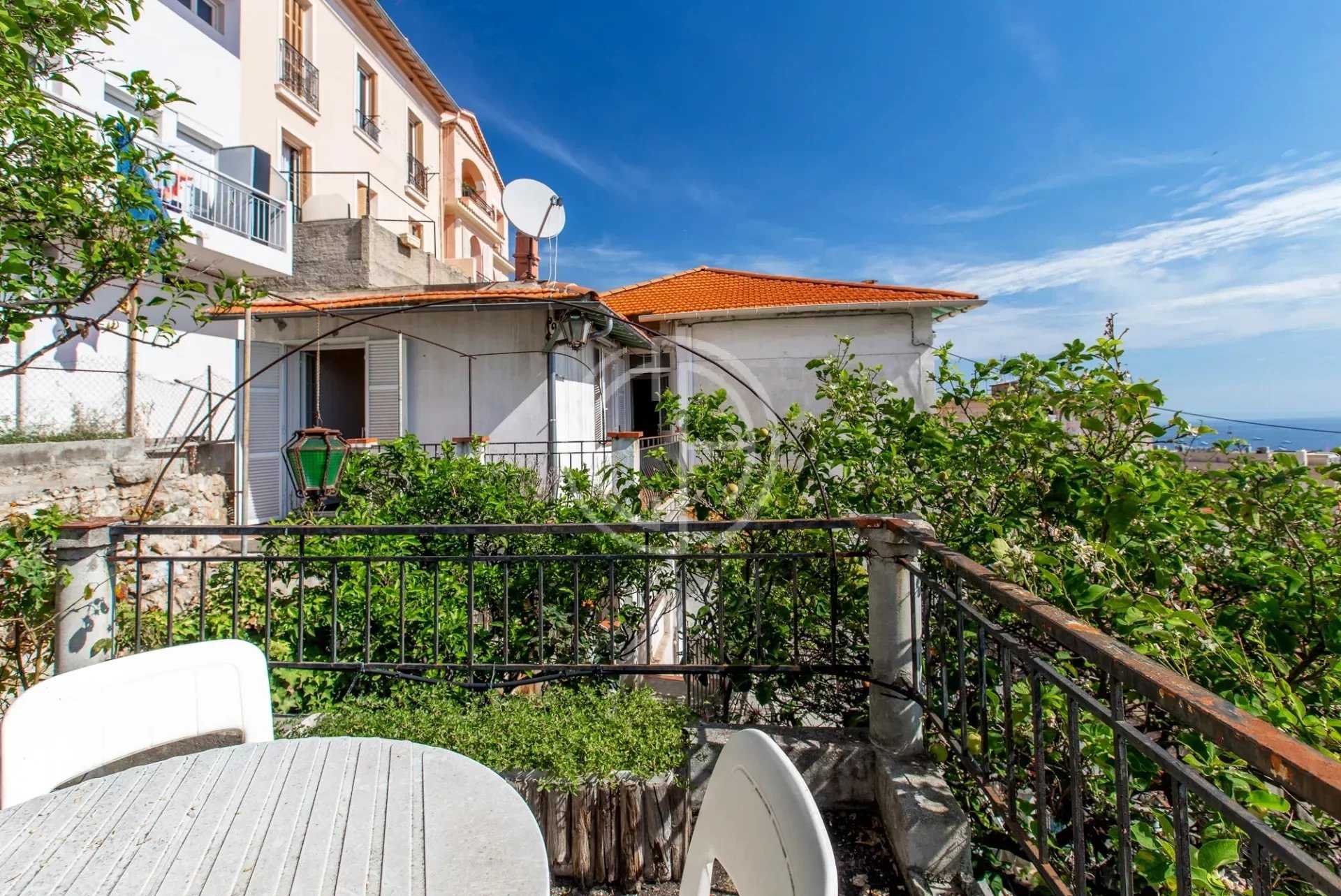Condominium in Beausoleil, Provence-Alpes-Cote d'Azur 12313837