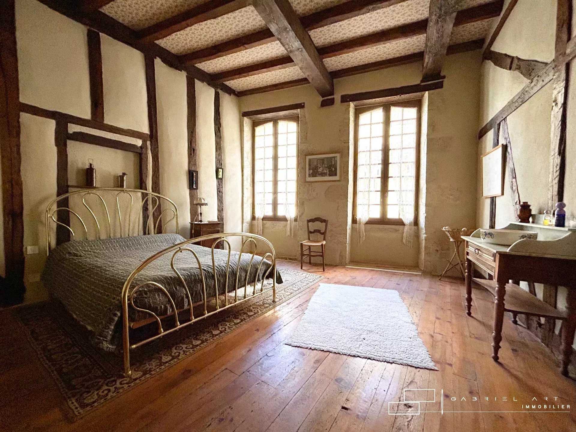 House in Castelnau-Barbarens, Occitanie 12313846