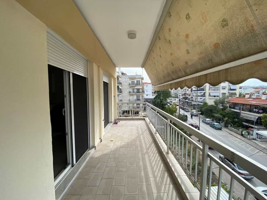 Condominium in Perea,  12314174