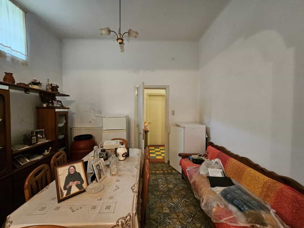 Будинок в Neapoli,  12314175