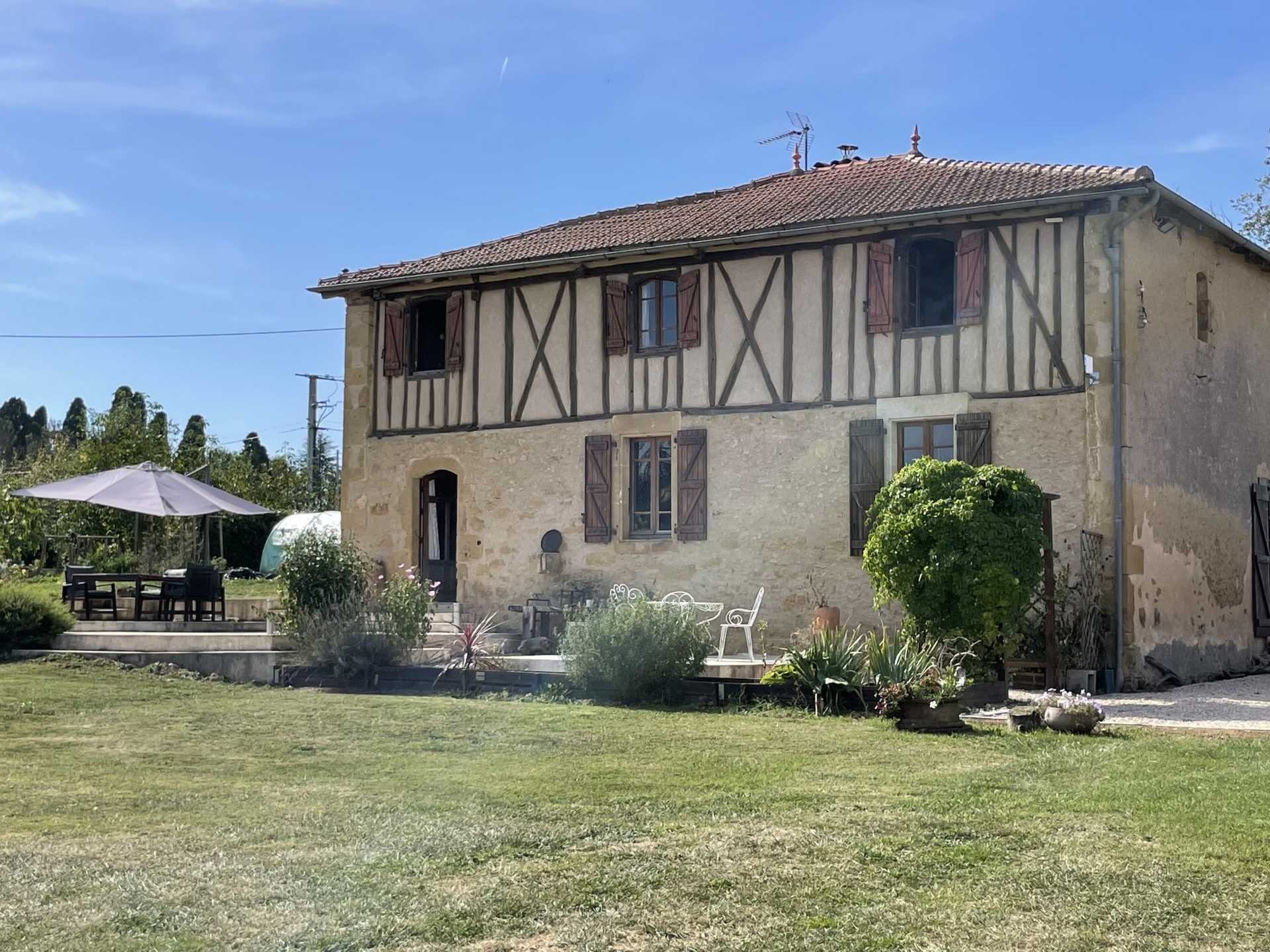 жилой дом в Simorre, Occitanie 12315342