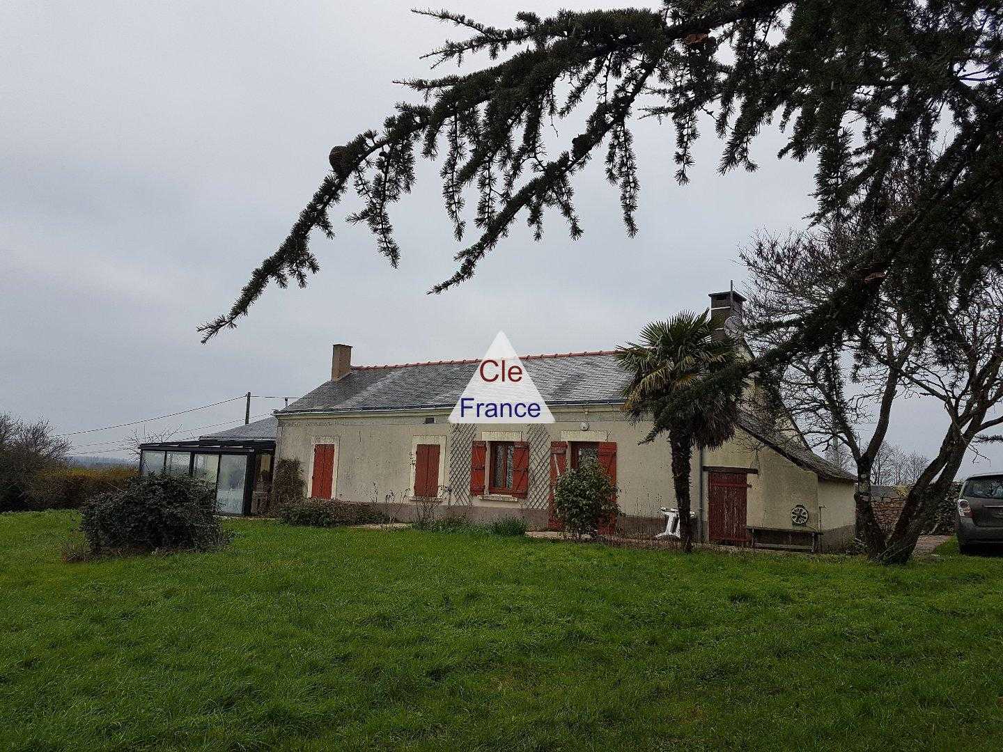 casa no Tiercé, País do Loire 12316518