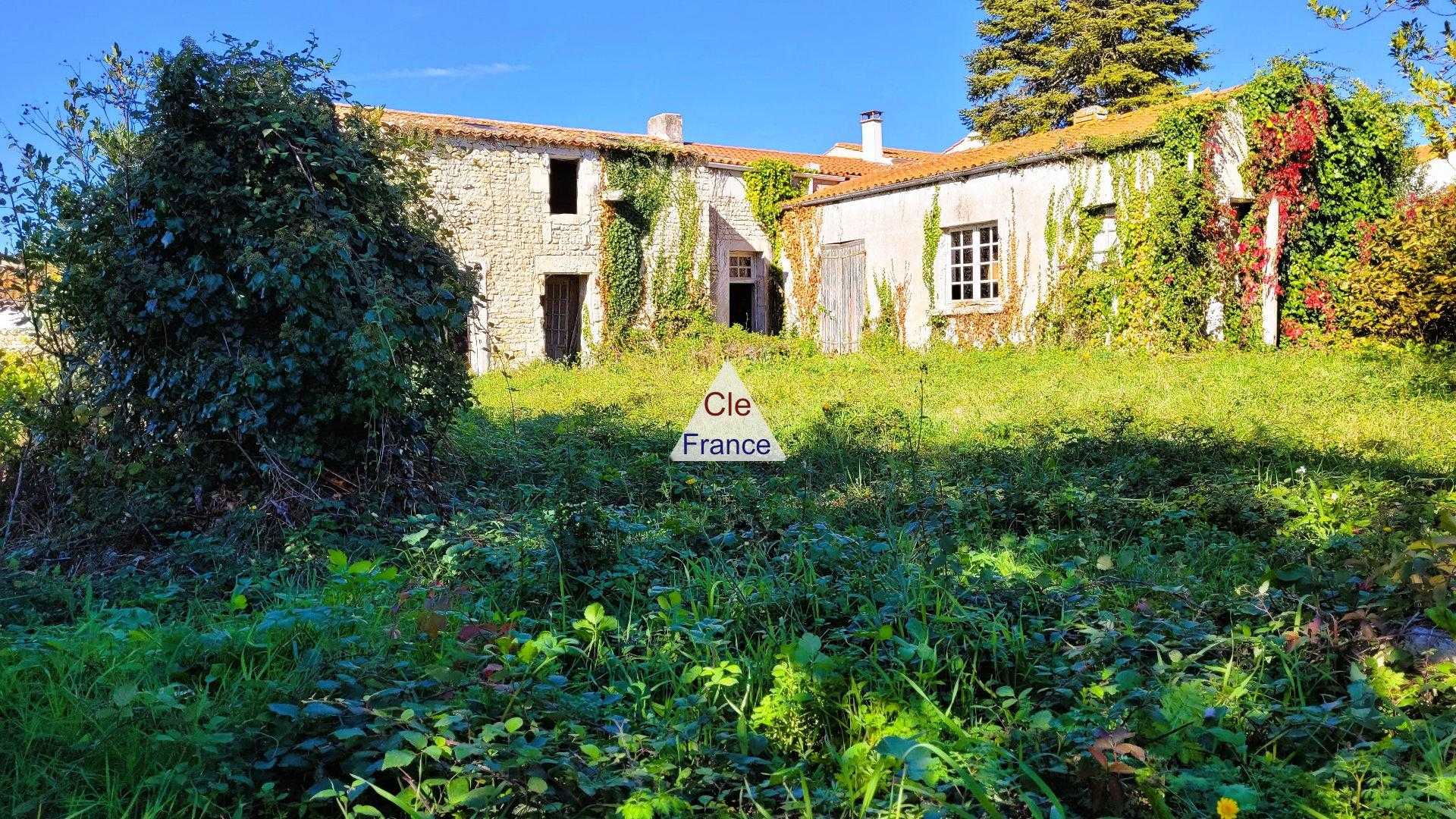 房子 在 Saint-Pierre-d'Oléron, Nouvelle-Aquitaine 12316523