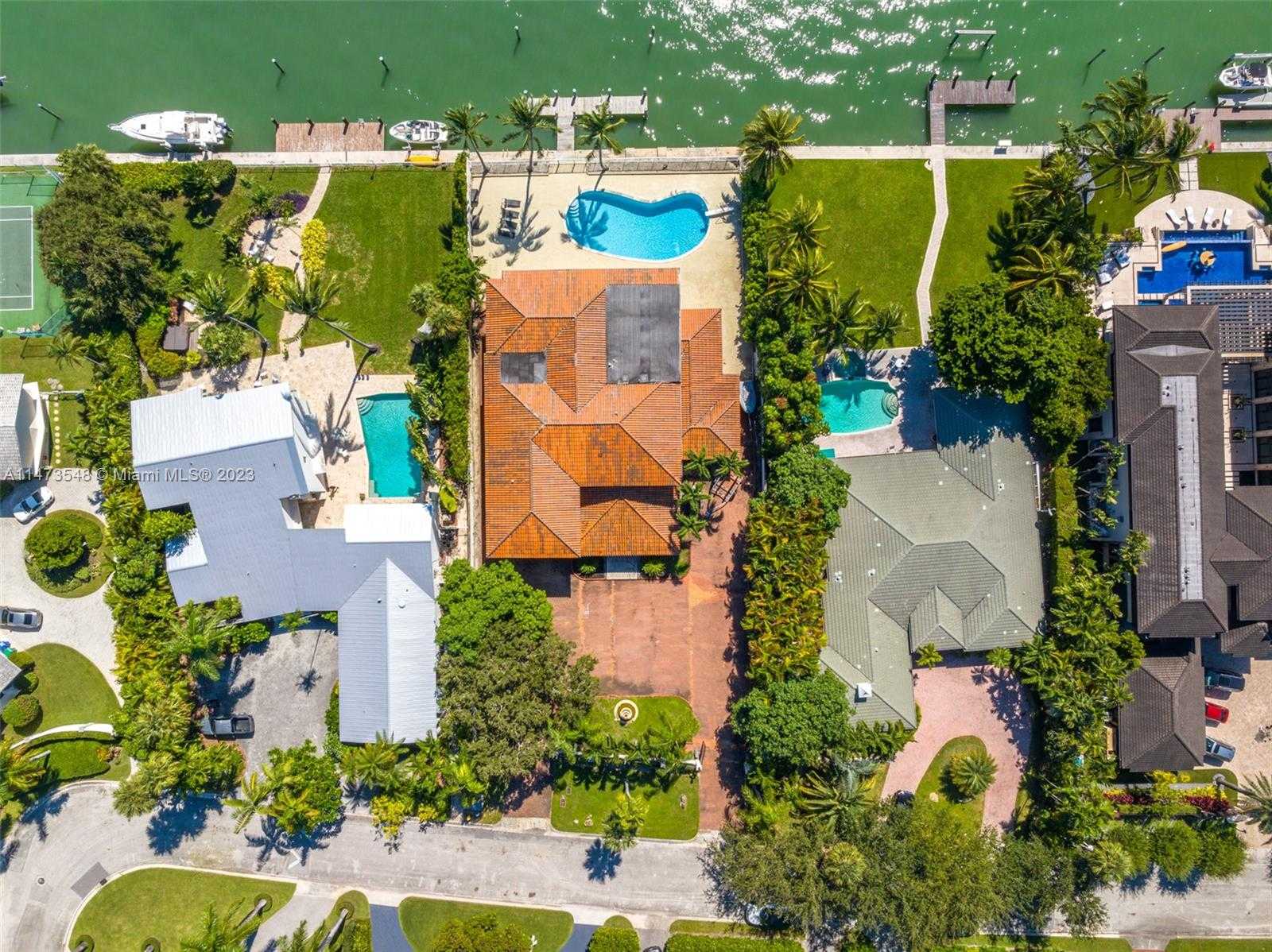 Rumah di Miami, Florida 12316584
