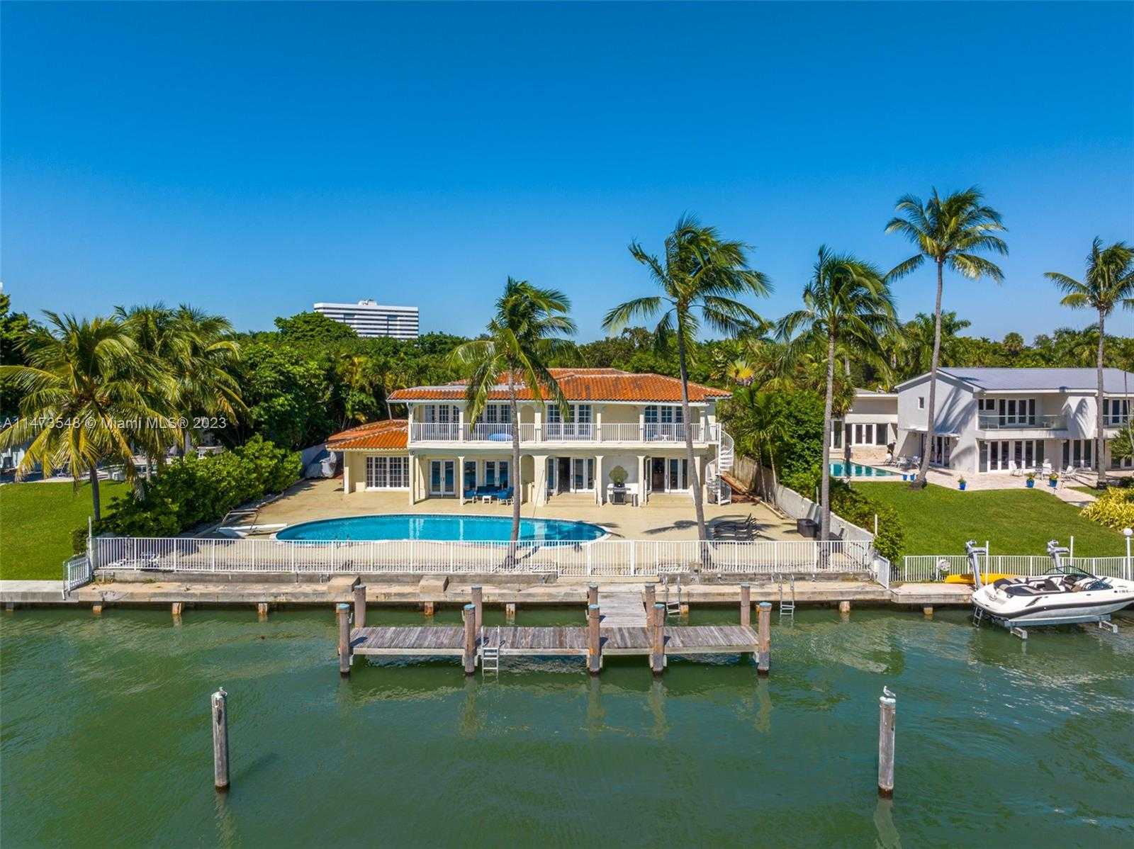House in Miami, Florida 12316584