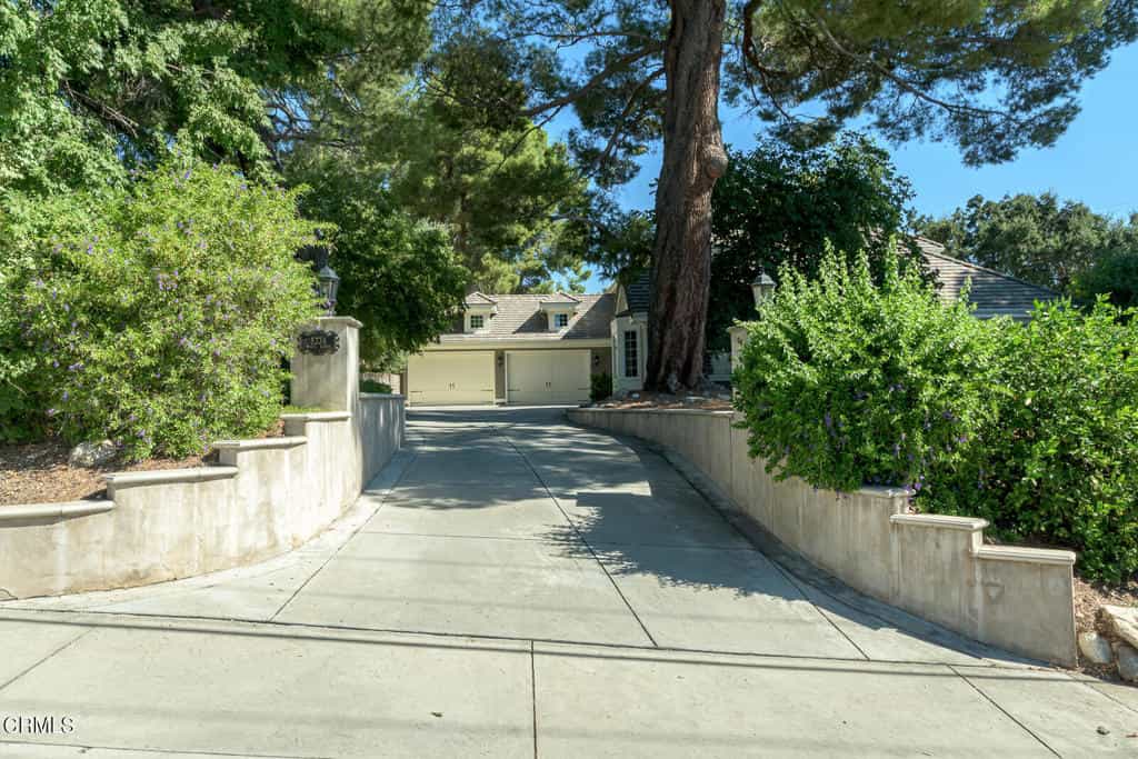 Будинок в La Crescenta-Montrose, California 12316823