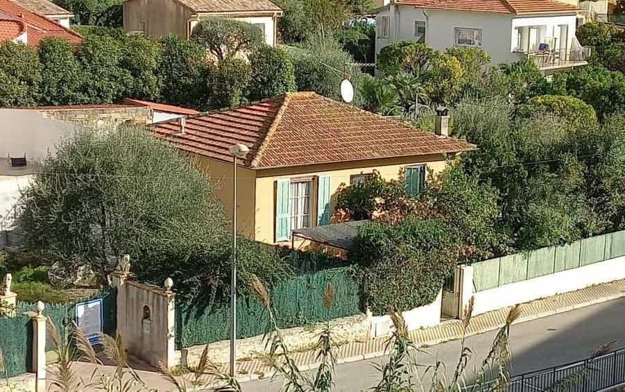 House in Menton, Provence-Alpes-Cote d'Azur 12316894